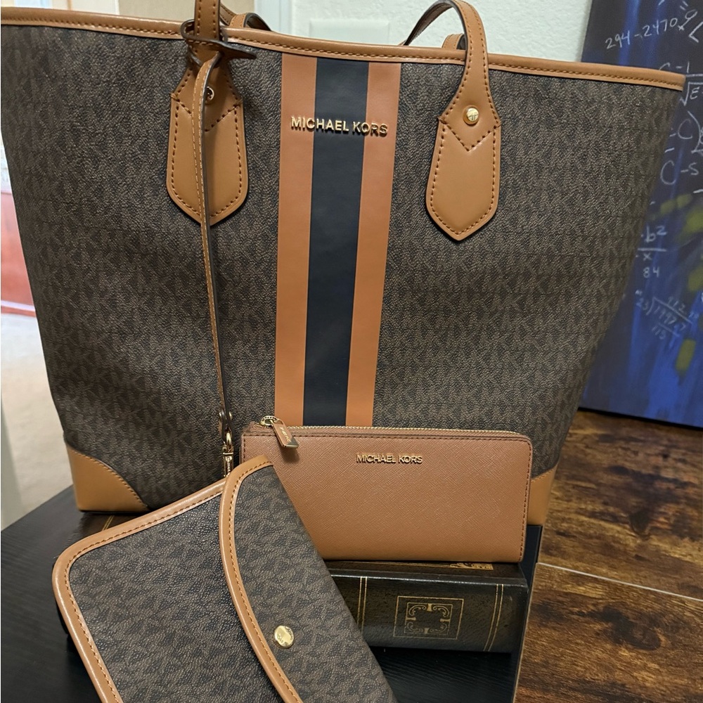 Michael Kors Signature Brown Tote and Matching Wallet